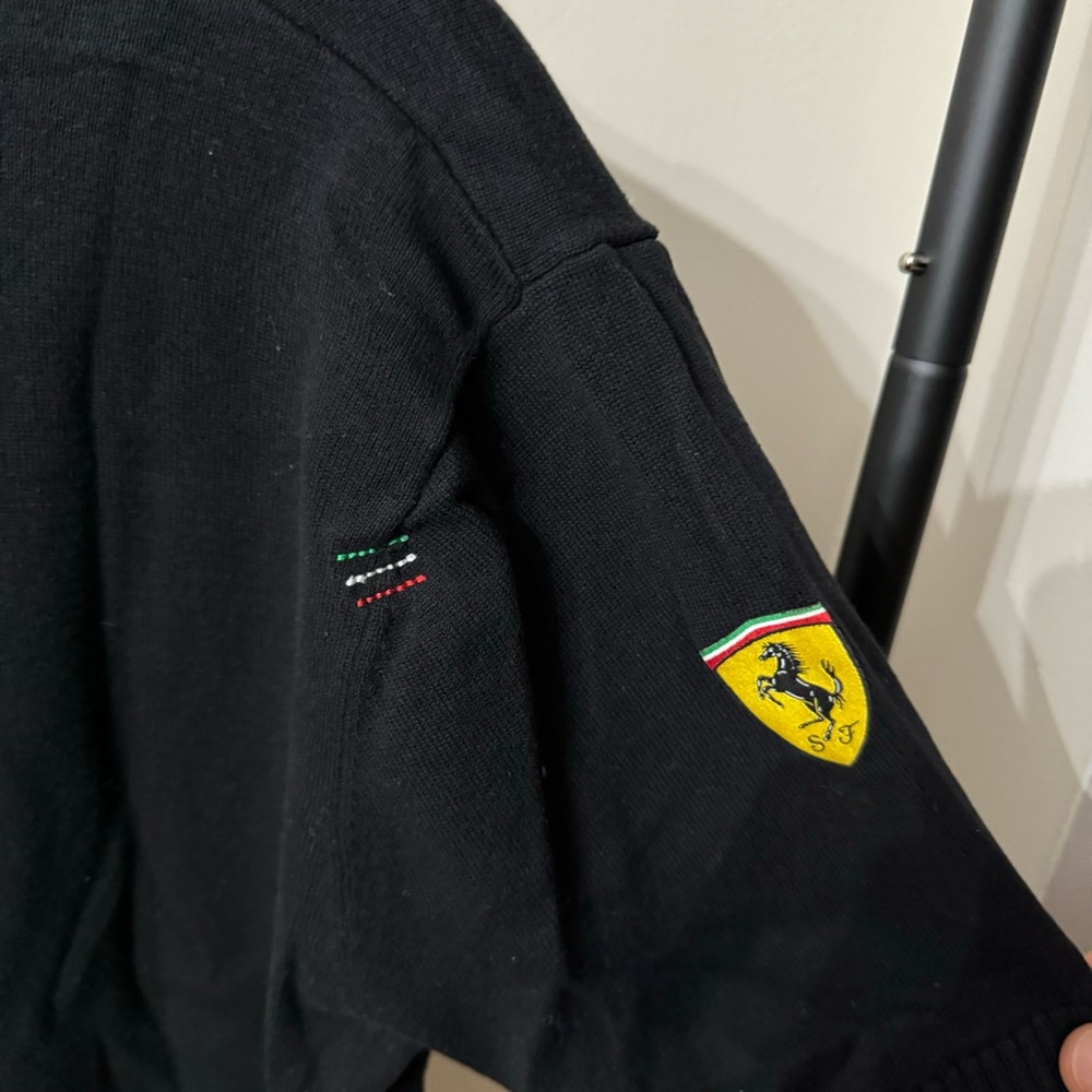 LATGE BLACK PUMA X FERRARI V-NECK SWEATER - Picture 8 of 8